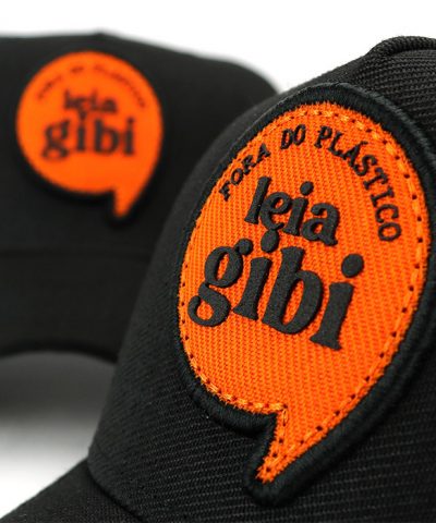 BONÉ • LEIA GIBI
